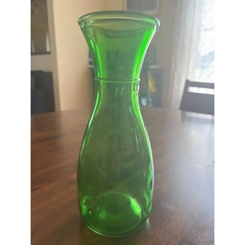 1 Liter Green Glass Carafe